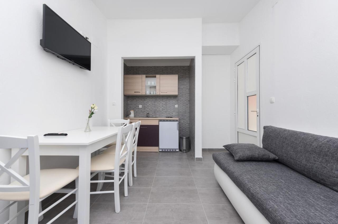 Tonka Apartments Gradac  Exteriör bild