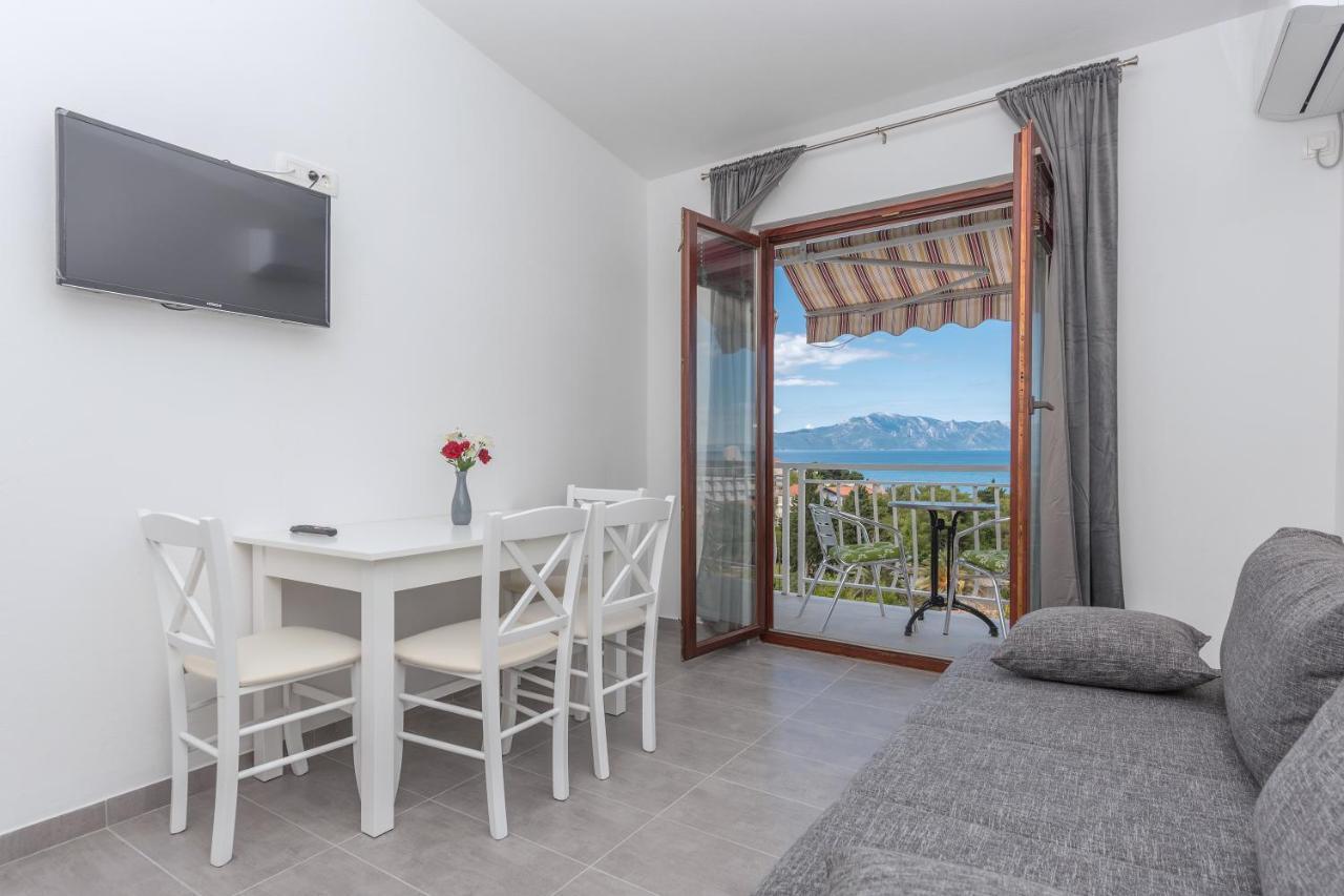 Tonka Apartments Gradac  Exteriör bild